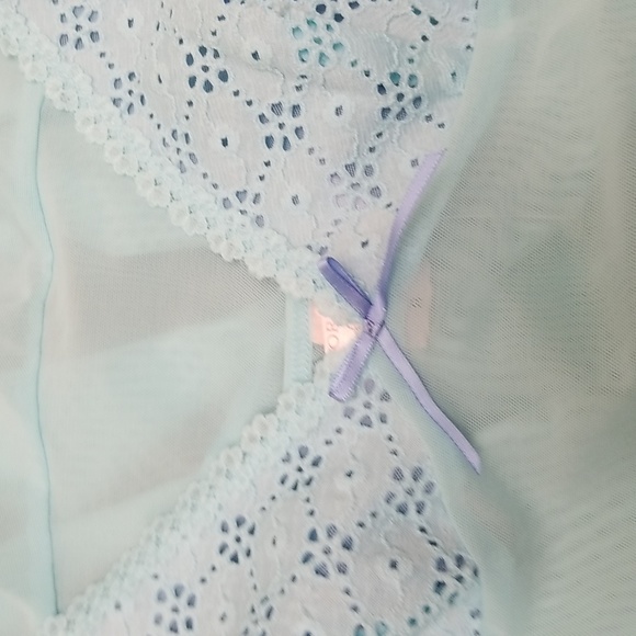 Victoria’s Secret babydoll - Picture 4 of 10